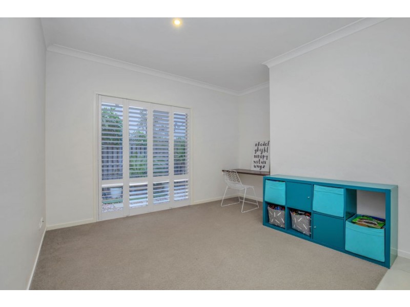 9 Benecia Avenue, Coomera Waters QLD 4209