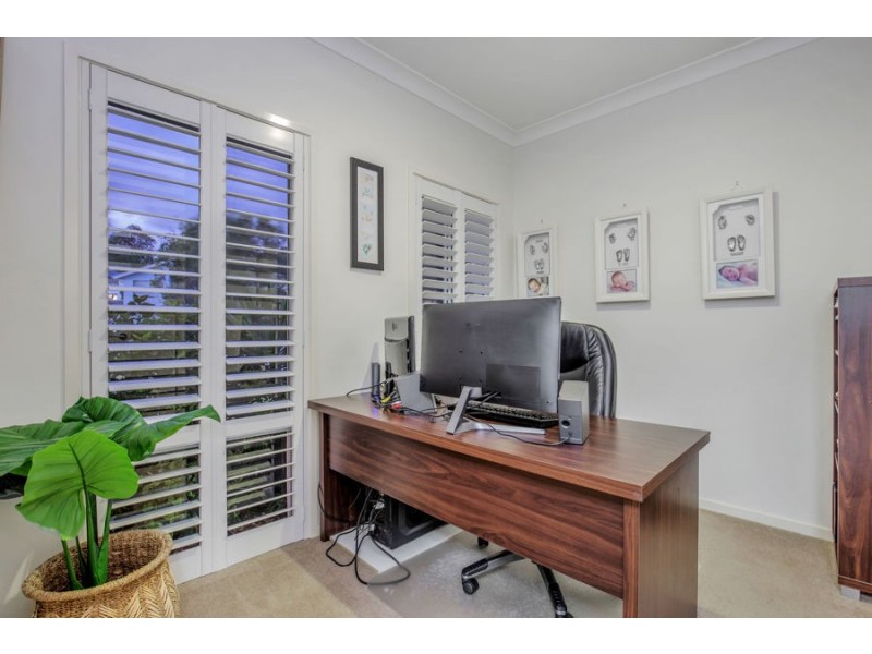 9 Benecia Avenue, Coomera Waters QLD 4209