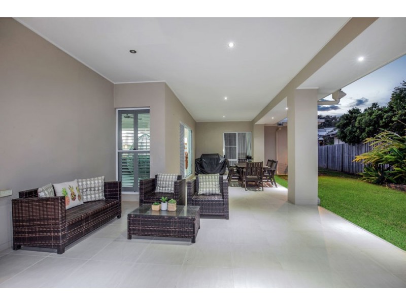 9 Benecia Avenue, Coomera Waters QLD 4209