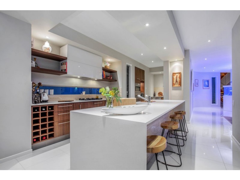 72 Brindabella Close, Coomera Waters QLD 4209