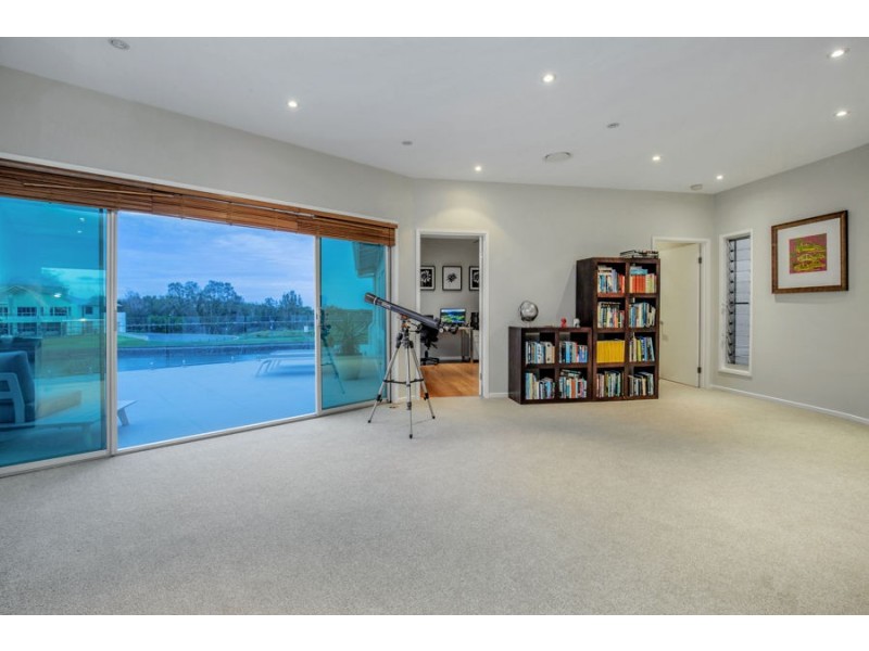 72 Brindabella Close, Coomera Waters QLD 4209