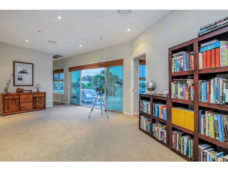 72 Brindabella Close, Coomera Waters QLD 4209