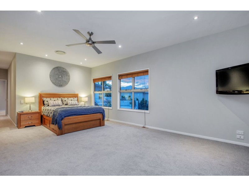 72 Brindabella Close, Coomera Waters QLD 4209