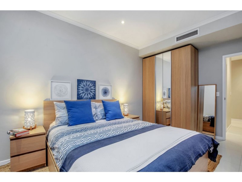 72 Brindabella Close, Coomera Waters QLD 4209