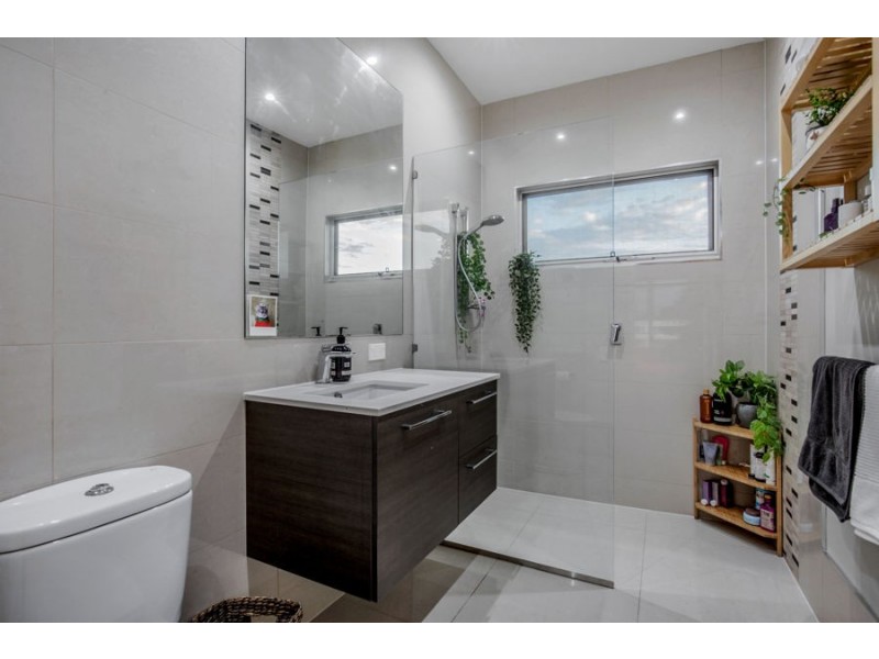 72 Brindabella Close, Coomera Waters QLD 4209