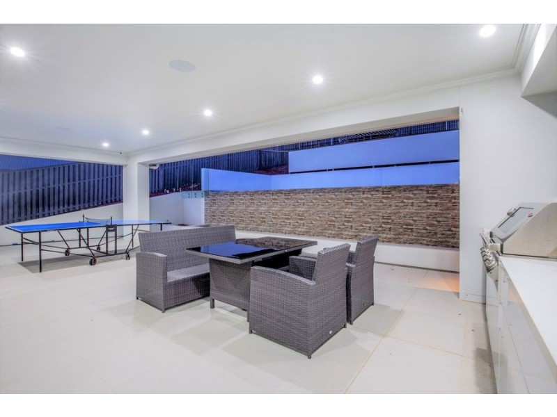 1 Pendragon Drive, Coomera Waters QLD 4209