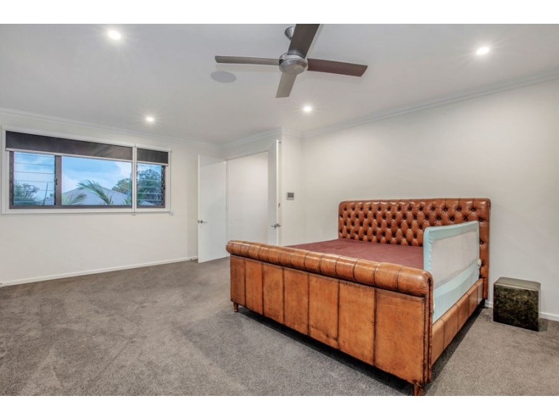 1 Pendragon Drive, Coomera Waters QLD 4209