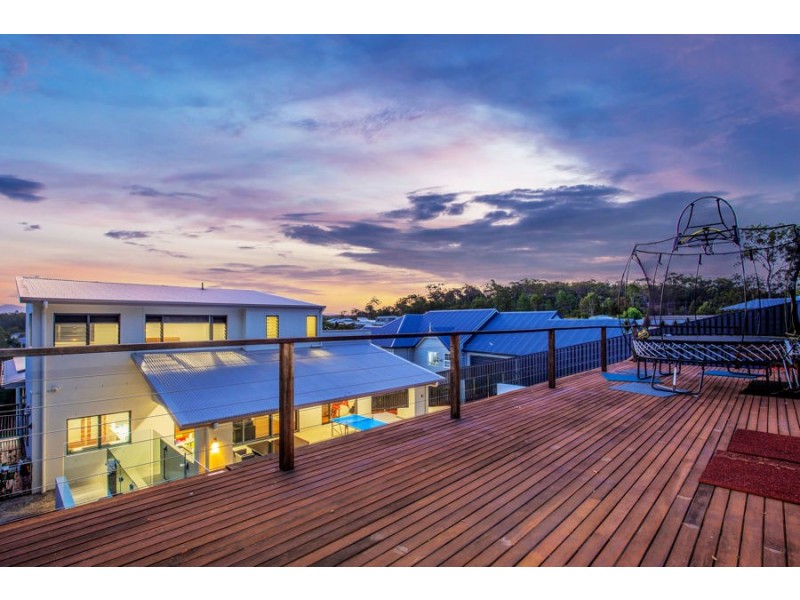 1 Pendragon Drive, Coomera Waters QLD 4209