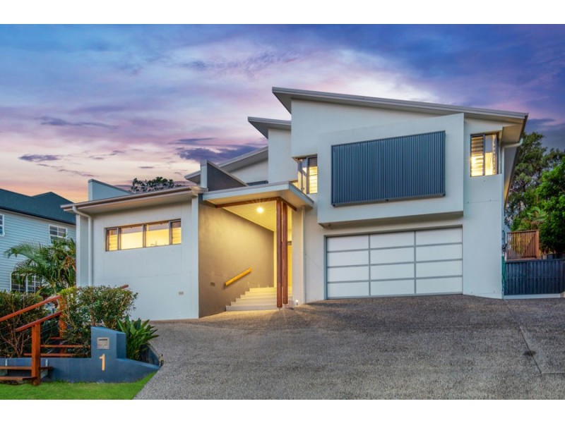 1 Pendragon Drive, Coomera Waters QLD 4209