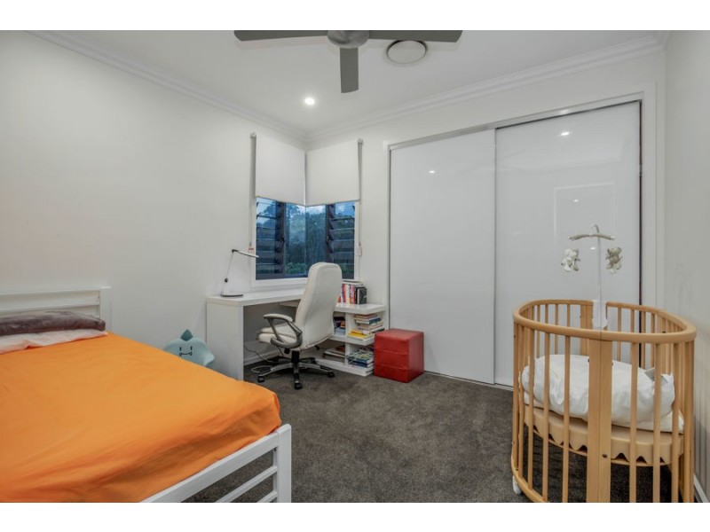 1 Pendragon Drive, Coomera Waters QLD 4209