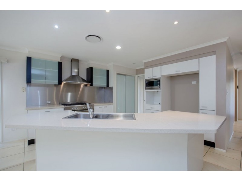3 Cherana Lane, Coomera Waters QLD 4209