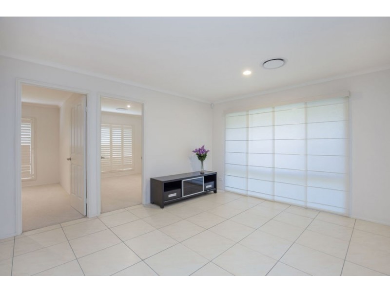 3 Cherana Lane, Coomera Waters QLD 4209