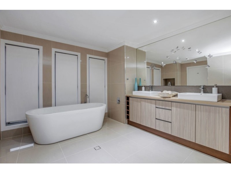 21 Kurura Road, Coomera Waters QLD 4209