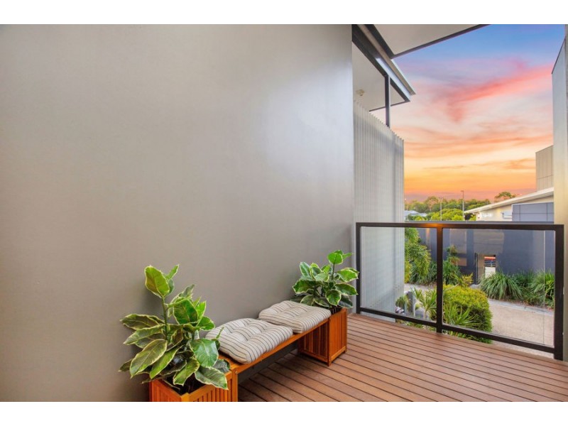 9 Kestrel Lane, Coomera Waters QLD 4209