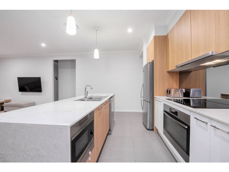 35 Baldwin Crescent (Pacific Cove Estate), Pimpama QLD 4209