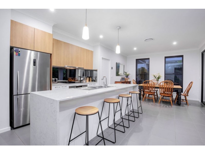 35 Baldwin Crescent (Pacific Cove Estate), Pimpama QLD 4209