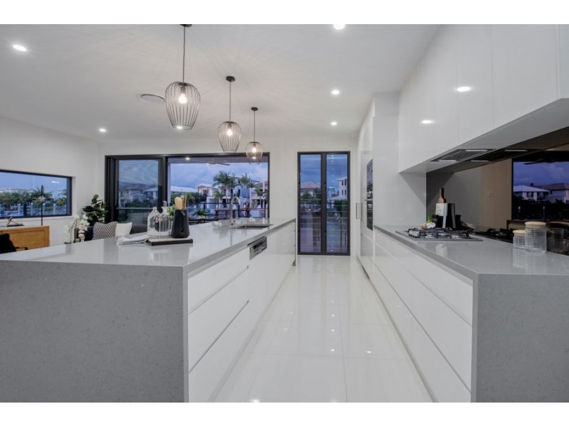 20 Sovereign Lane, Coomera Waters QLD 4209