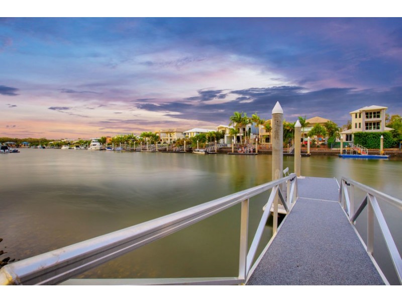 20 Sovereign Lane, Coomera Waters QLD 4209