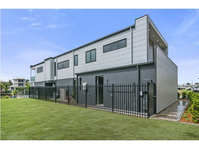 20 Sovereign Lane, Coomera Waters QLD 4209