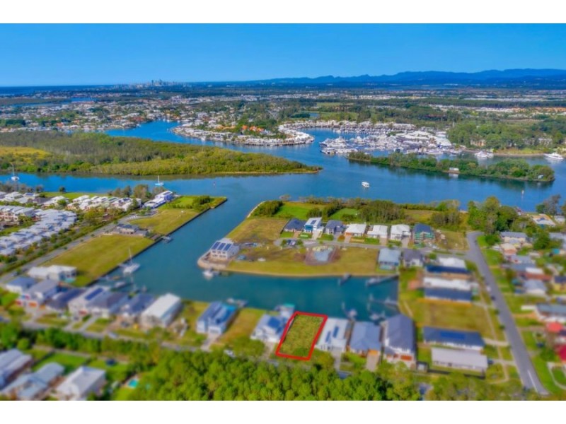 65 Tooraneedin Rd, Coomera Waters QLD 4209