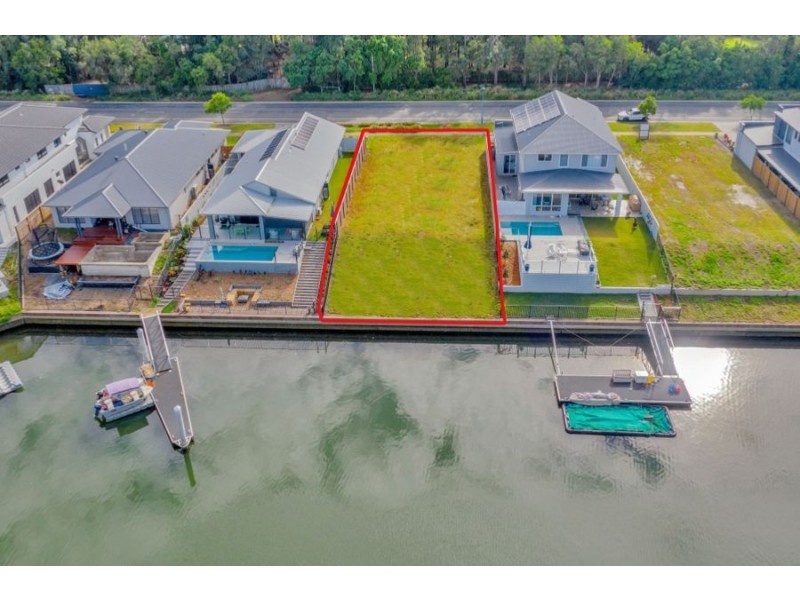 65 Tooraneedin Rd, Coomera Waters QLD 4209