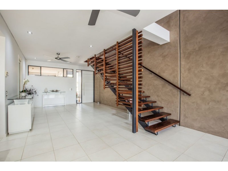 5 Kestrel Lane, Coomera Waters QLD 4209