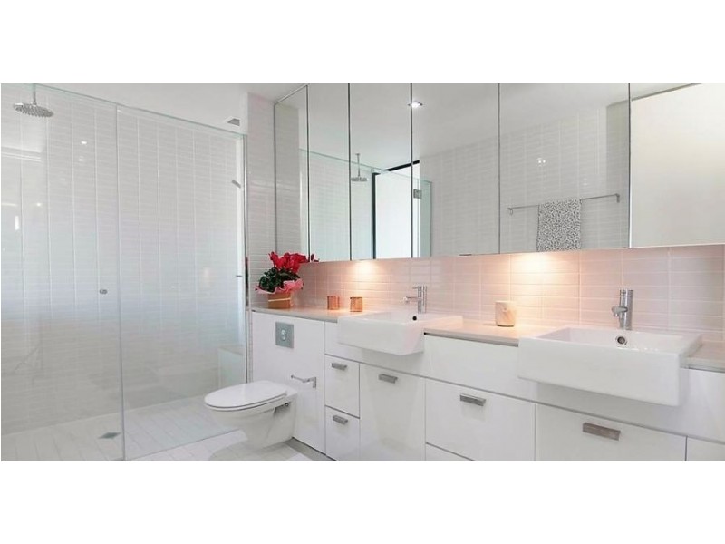 5 Kestrel Lane, Coomera Waters QLD 4209