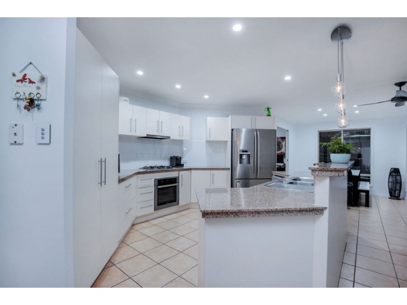 34 Seawind Road, Coomera Waters QLD 4209