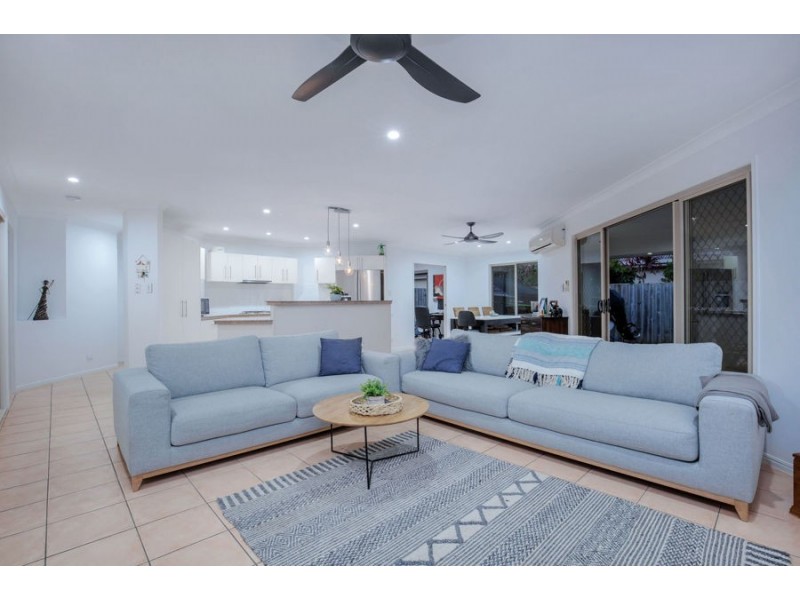 34 Seawind Road, Coomera Waters QLD 4209