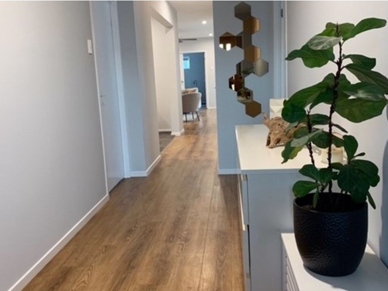 33 Christina Drive, Coomera Waters QLD 4209