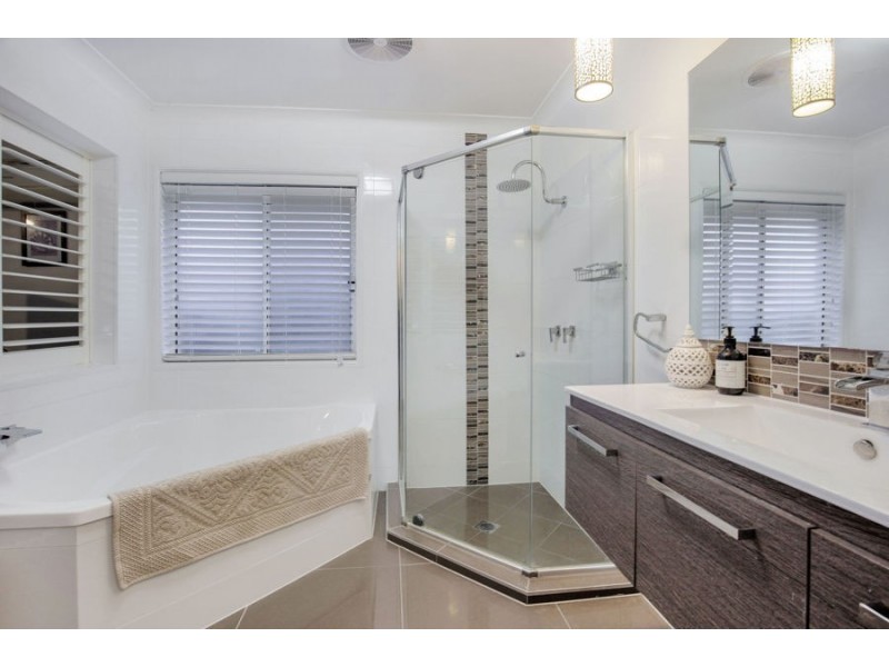 7 Morning Tide Lane, Coomera Waters QLD 4209