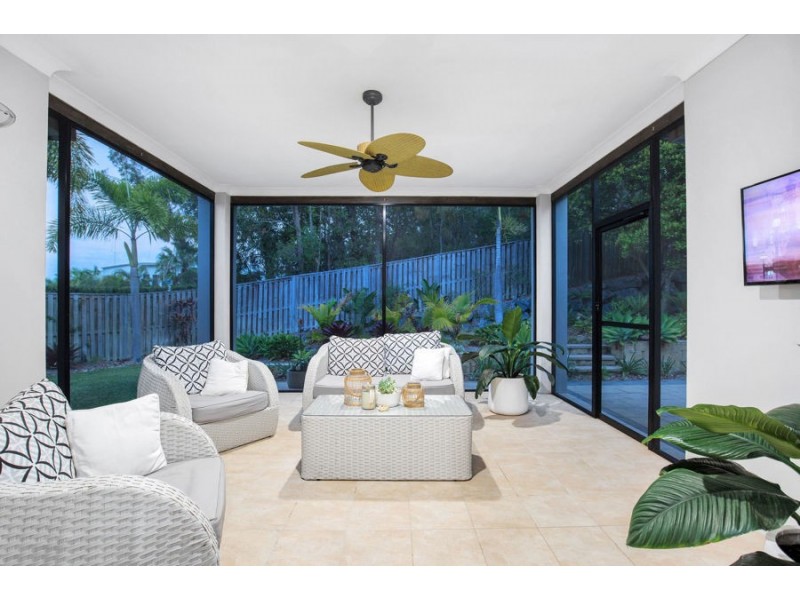 37 Buccaneer Way, Coomera Waters QLD 4209