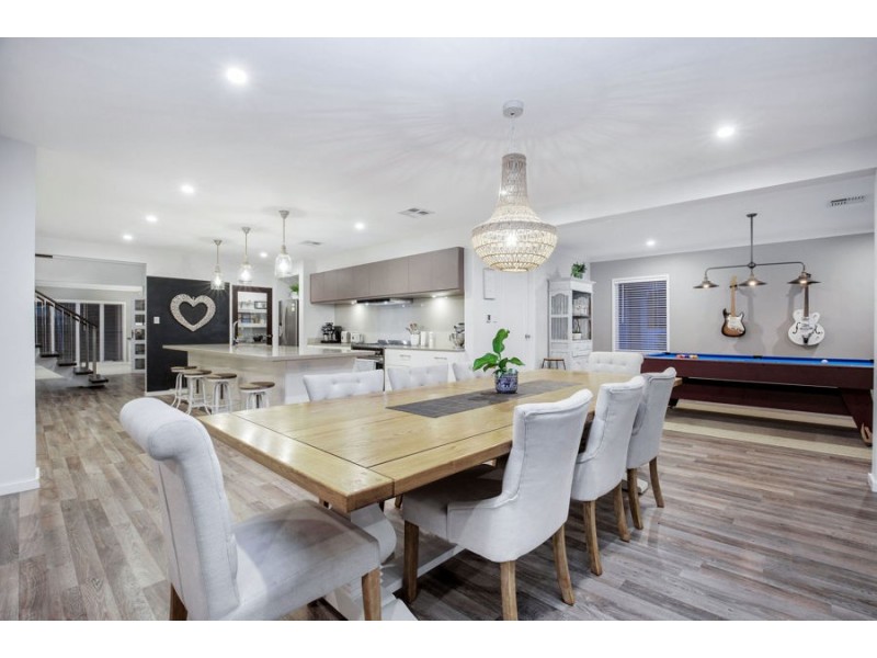 2 Ellida Lane, Coomera Waters QLD 4209