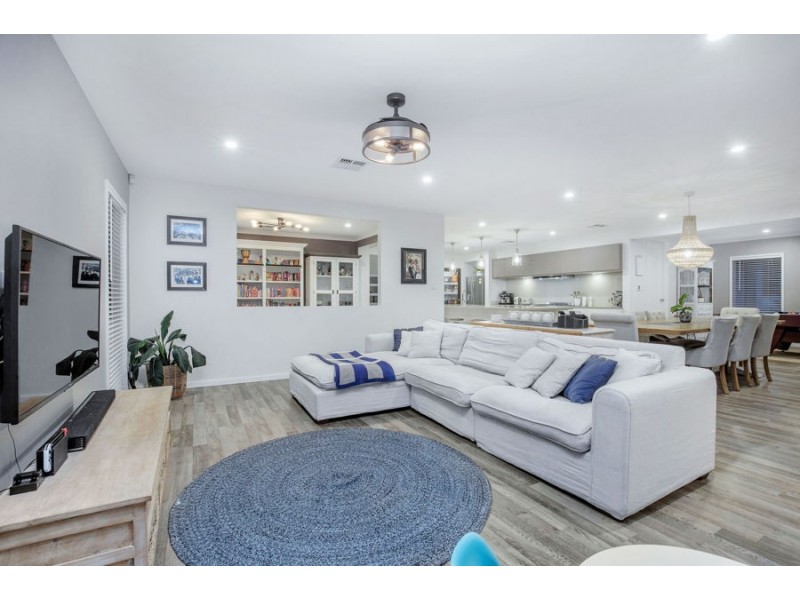 2 Ellida Lane, Coomera Waters QLD 4209