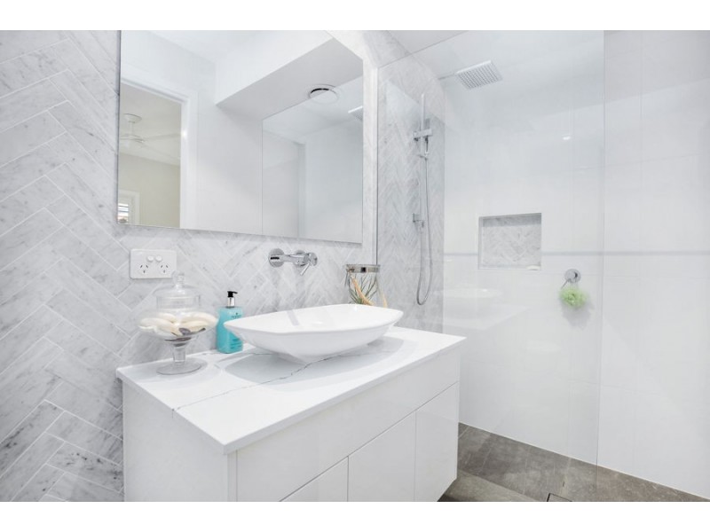 14 Bobsled Lane, Coomera Waters QLD 4209