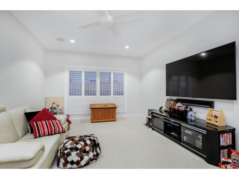 14 Bobsled Lane, Coomera Waters QLD 4209