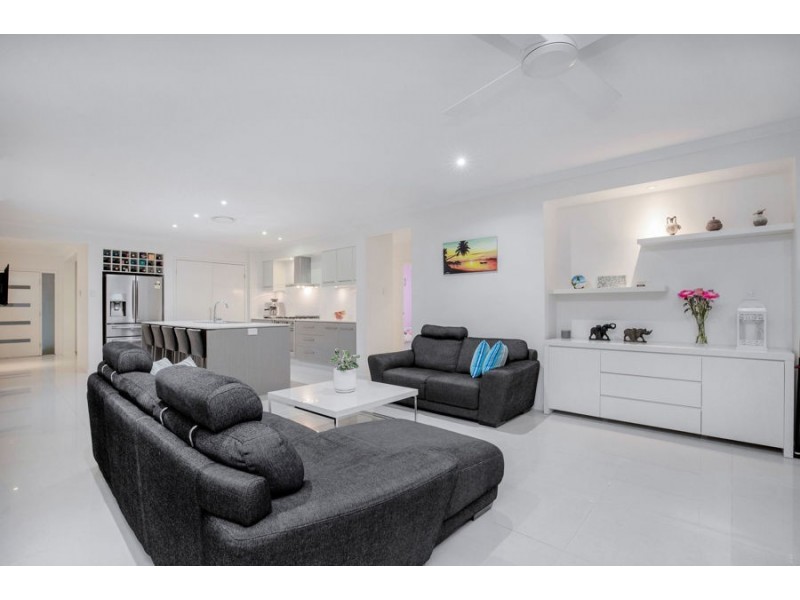 7 Elusive Road, Coomera Waters QLD 4209