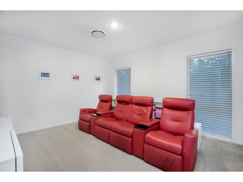 7 Elusive Road, Coomera Waters QLD 4209