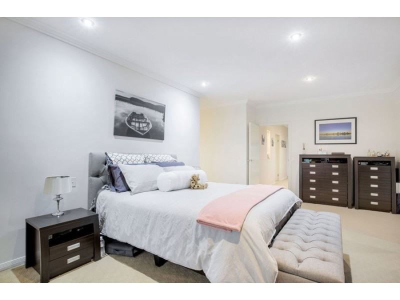 11 Nocturne Lane, Coomera Waters QLD 4209