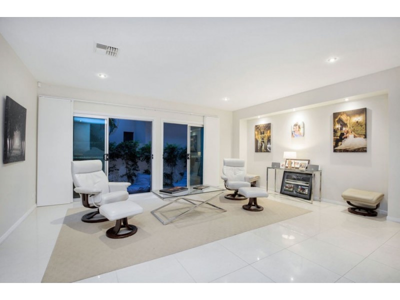 11 Nocturne Lane, Coomera Waters QLD 4209