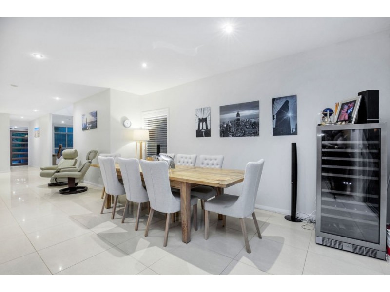 11 Nocturne Lane, Coomera Waters QLD 4209