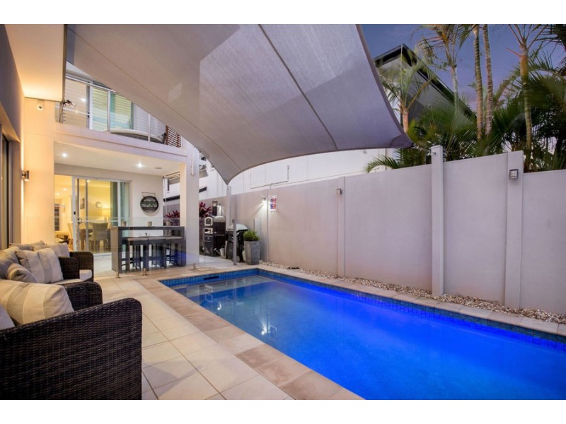 11 Nocturne Lane, Coomera Waters QLD 4209