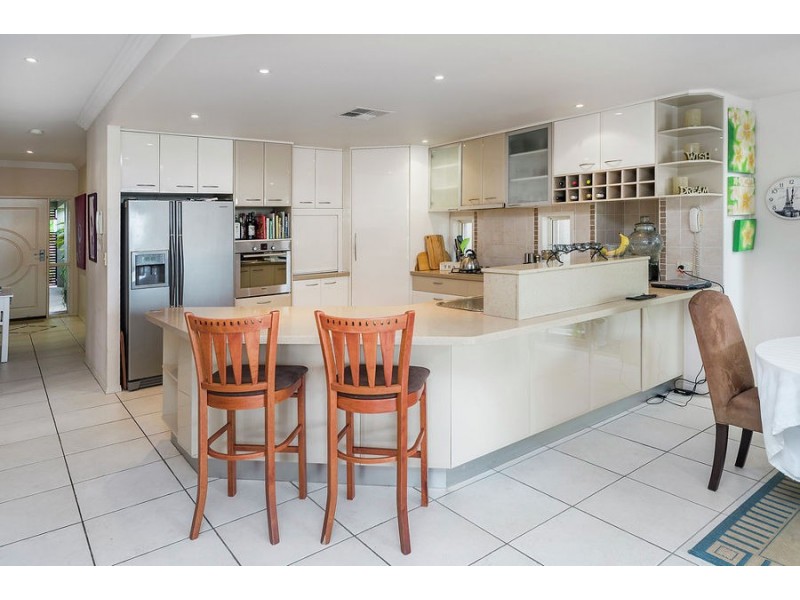 12 Brindabella Close, Coomera Waters QLD 4209