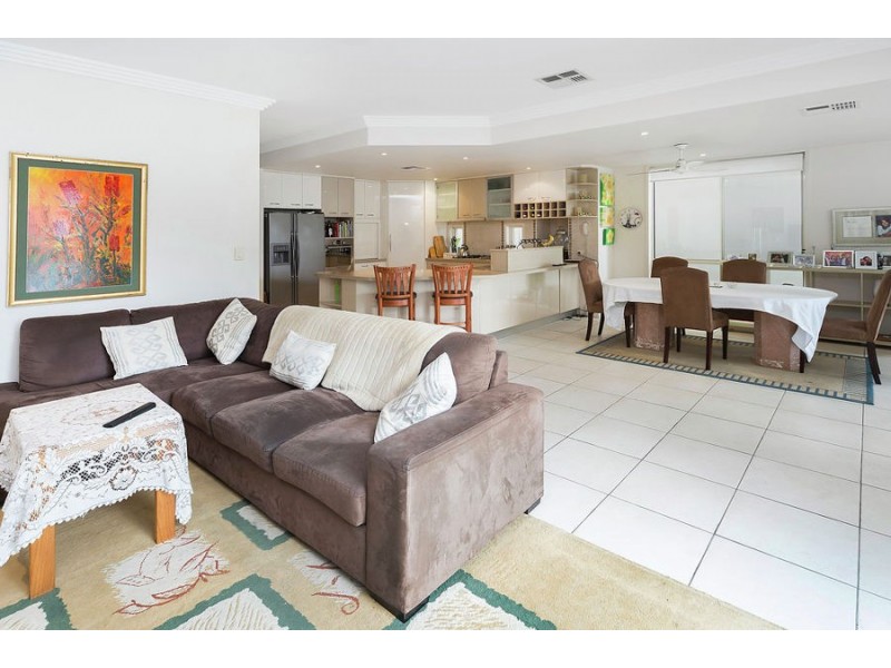 12 Brindabella Close, Coomera Waters QLD 4209