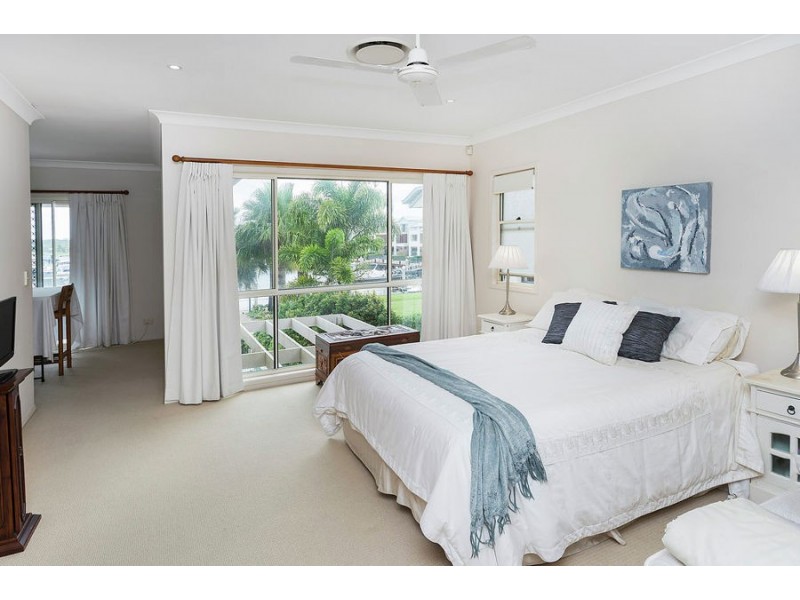 12 Brindabella Close, Coomera Waters QLD 4209