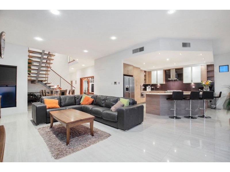 37 Balmara Place, Coomera Waters QLD 4209