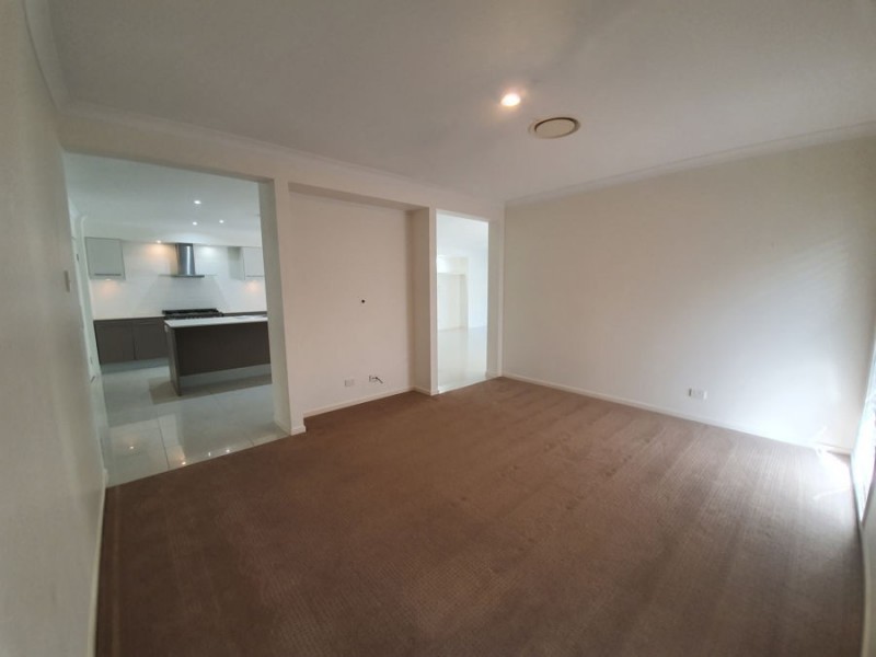 7 Elusive Road, Coomera Waters QLD 4209