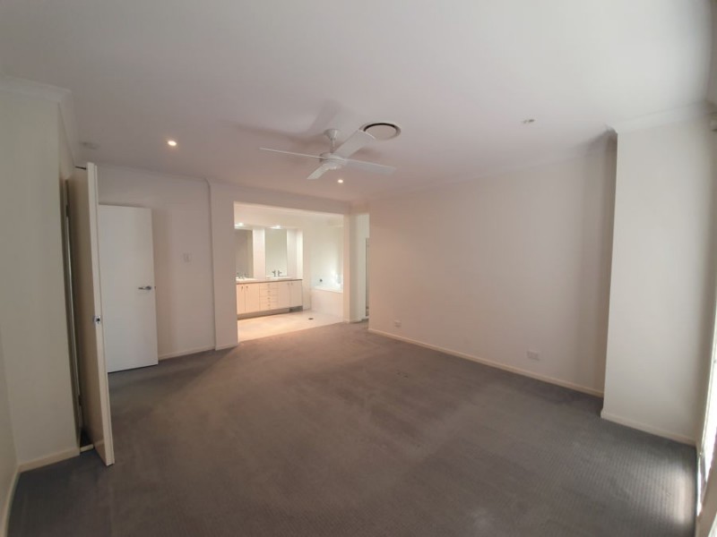 7 Elusive Road, Coomera Waters QLD 4209