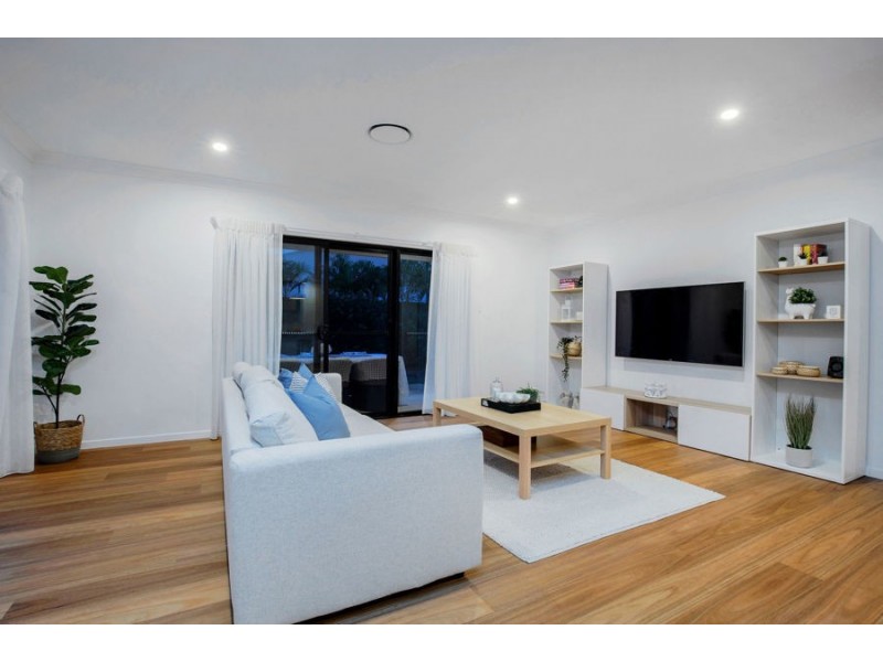 6 Kintail Lane, Coomera Waters QLD 4209