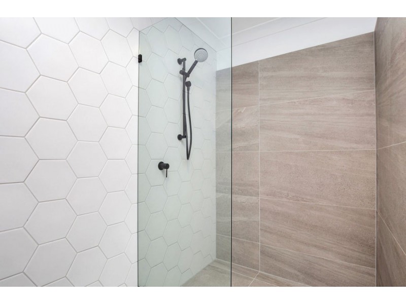 6 Kintail Lane, Coomera Waters QLD 4209